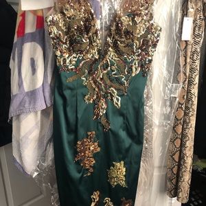 Manadaly dress size 8 must go